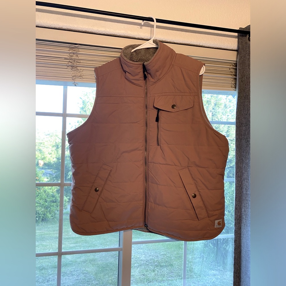 Women’s Carhartt vest in mauve pink/dusty rose